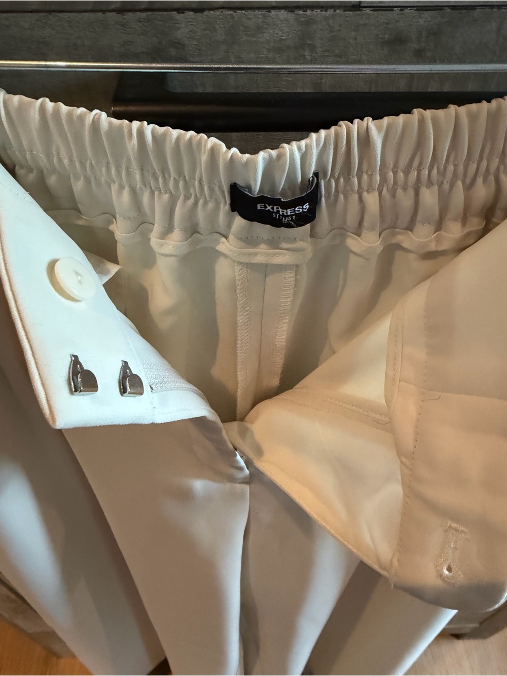 Express Stylist Wide-Leg Cream Womens Pants - Picture 2 of 6